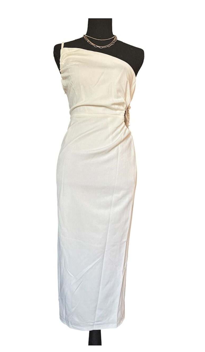 Olivaceous White One-Shoulder Ruched Midi Dress size medium
* Nwot